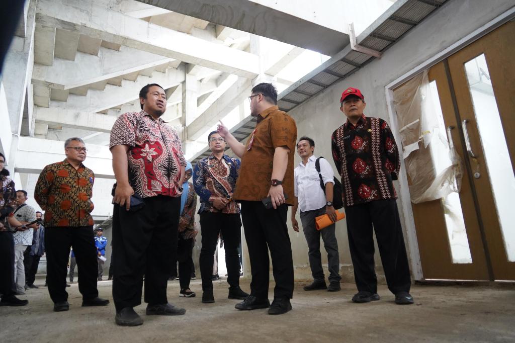 Mas Dhito Pastikan Pembangunan Stadion GDJ Selesai 2027, Ini&nbsp;Tahapannya