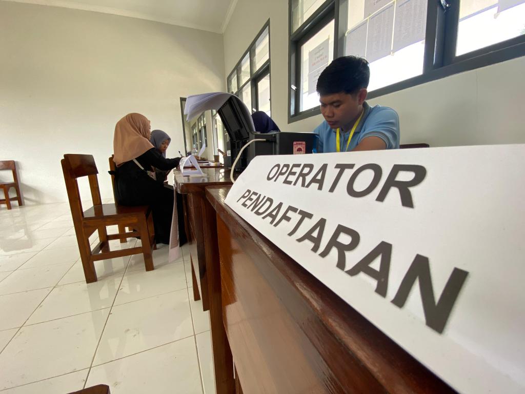 Sekolah Negeri yang Didirikan Mas Dhito ini Jadi Solusi Bagi Warga di Wilayah Blank&nbsp;Zonasi