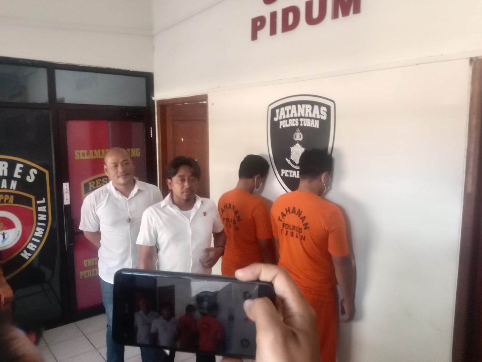 Polisi Tangkap Komplotan Pencuri Mesin Traktordi Tuban, Petani Lega
