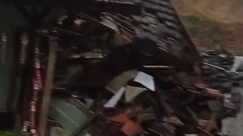 Bangunan SDN 2 Kradinan Tulungagung Rusak Diterjang&nbsp;Longsor