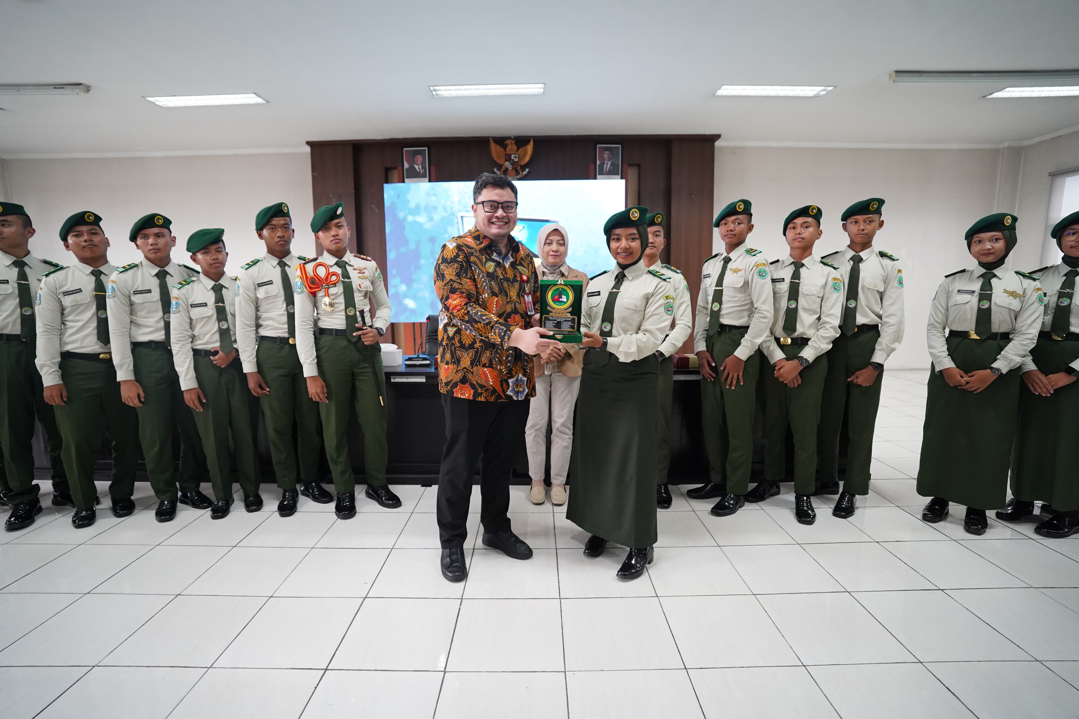 Kedatangan Siswa Taruna Brawijaya, Mas Dhito: Jadilah Petarung, Cepat Bangkit Ketika Jatuh