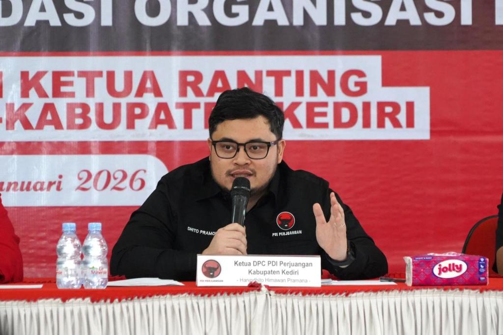 Pimpin Rapat Konsolidasi Partai, Mas Dhito Bocorkan Kriteria Ketua&nbsp;PAC
