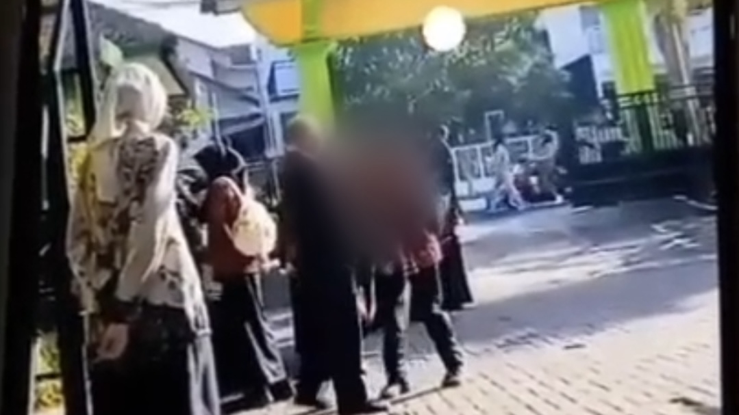 Dugaan Pemukulan Siswa oleh Oknum Kepala Sekolah SMP Negeri di Kota Malang