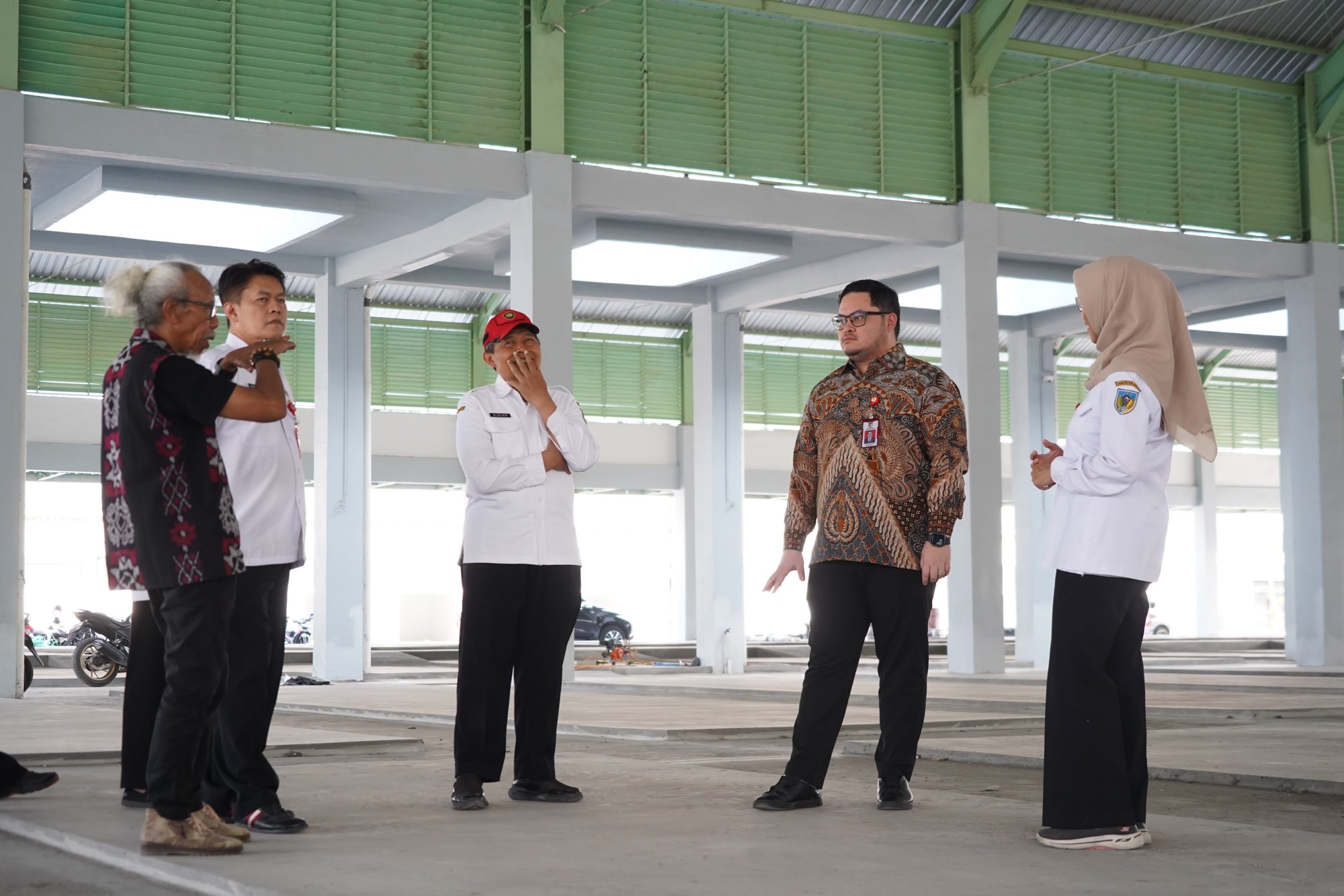 Pasar Ngadiluwih Buka Sepanjang Hari, Mas Dhito Buka Kesempatan Bagi Pedagang Baru